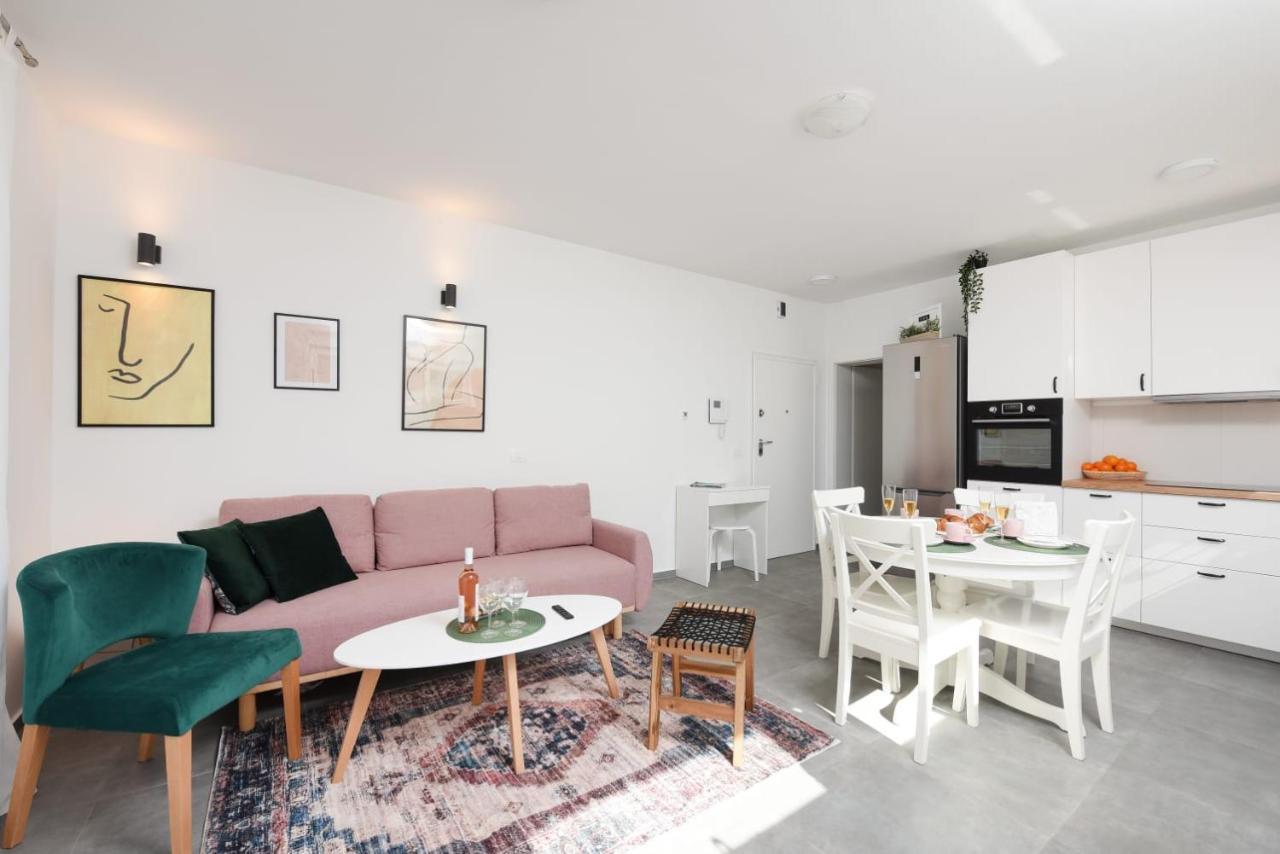 Ferienwohnung Novi Apartman Franka Zadar Exterior foto
