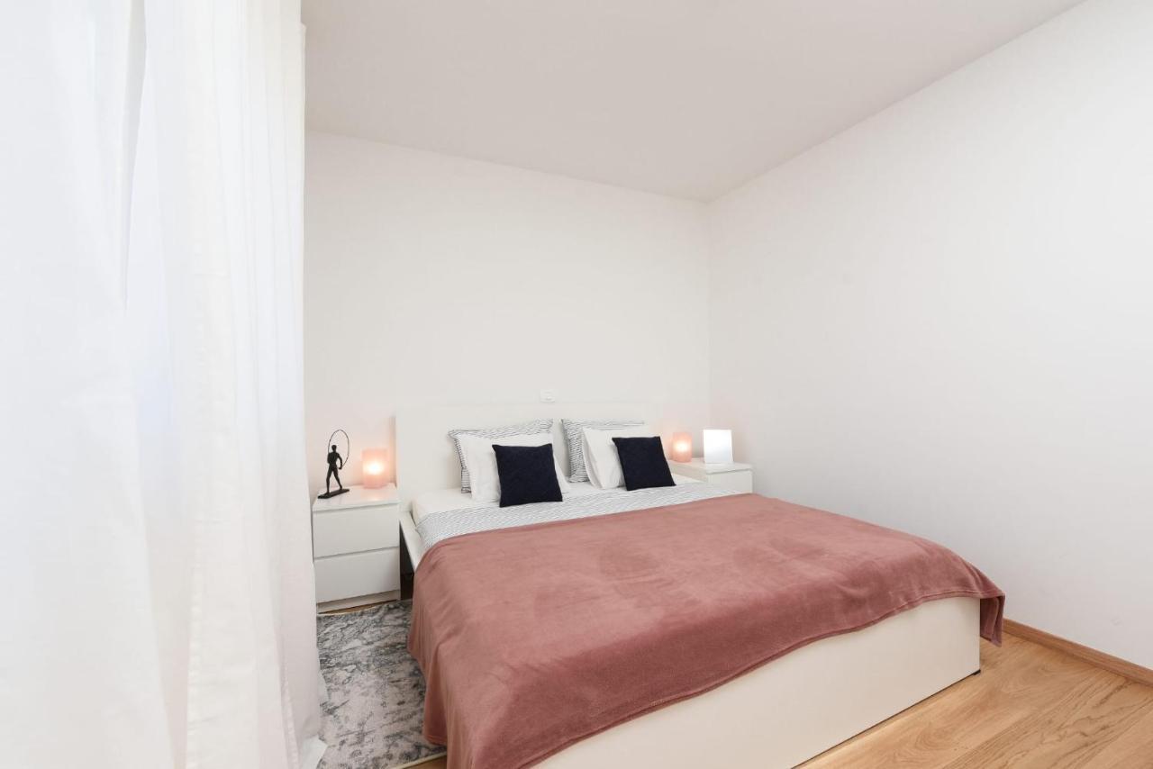 Ferienwohnung Novi Apartman Franka Zadar Exterior foto